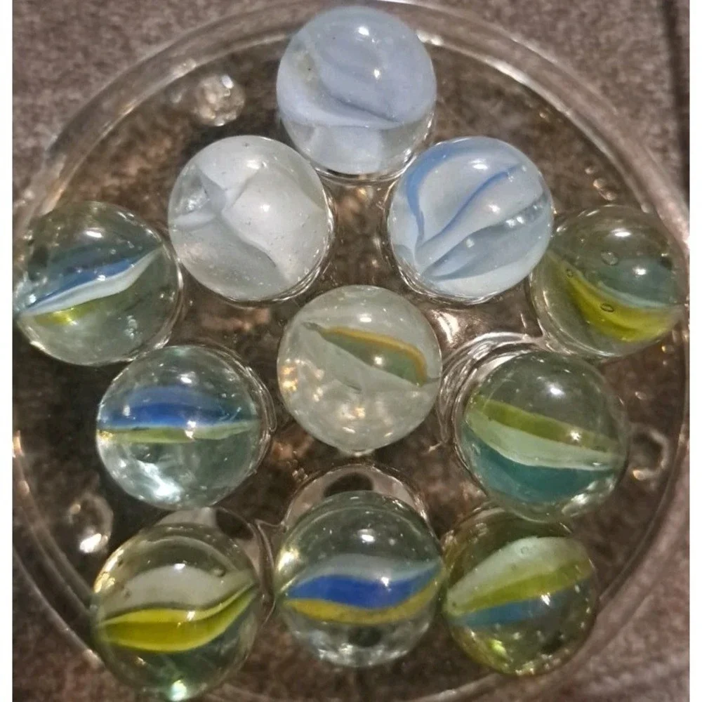 Lot‎ Of 11 Estate Sale Marbles Cats Eyes